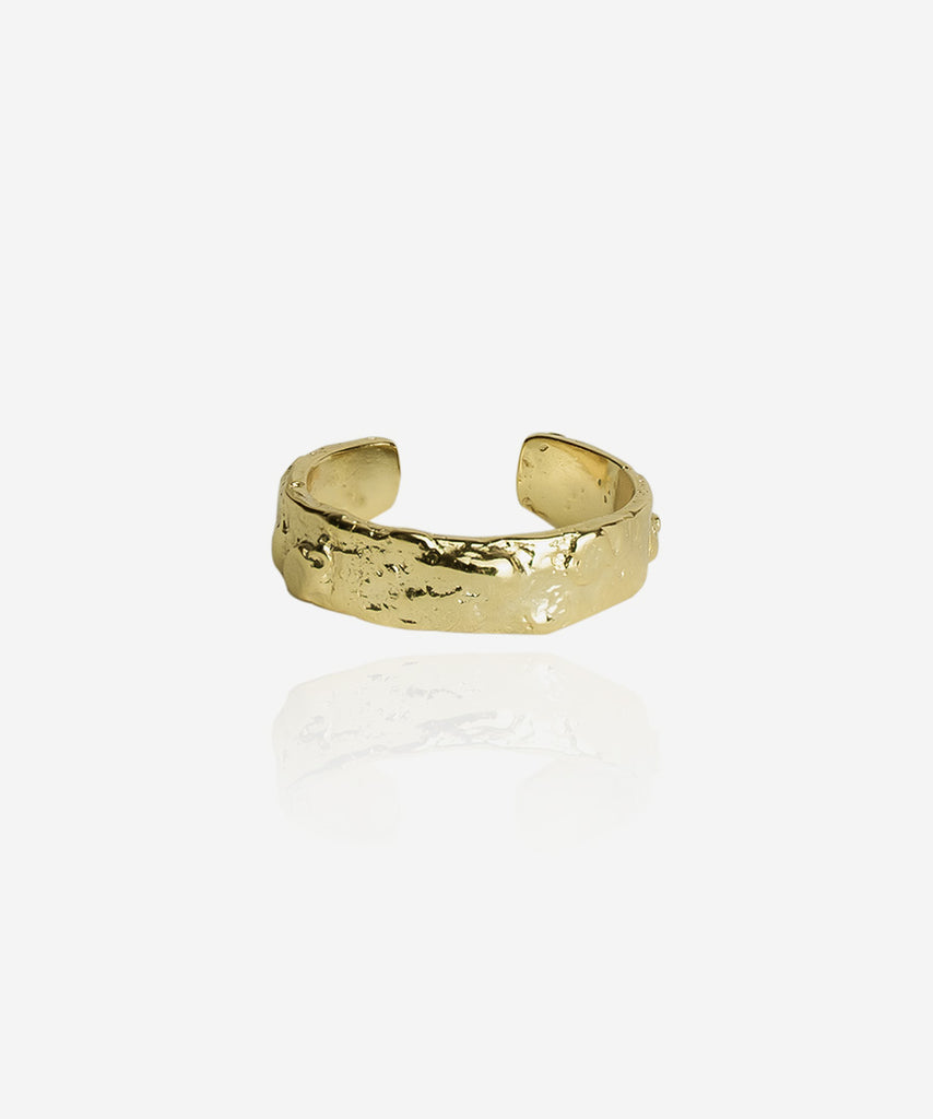 I S L A ring. Beautiful 18k gold plated natural designed adjustable ring 