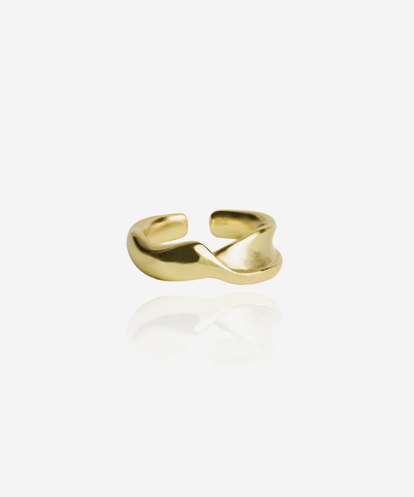F I R A 18k gold plated ring on white background 