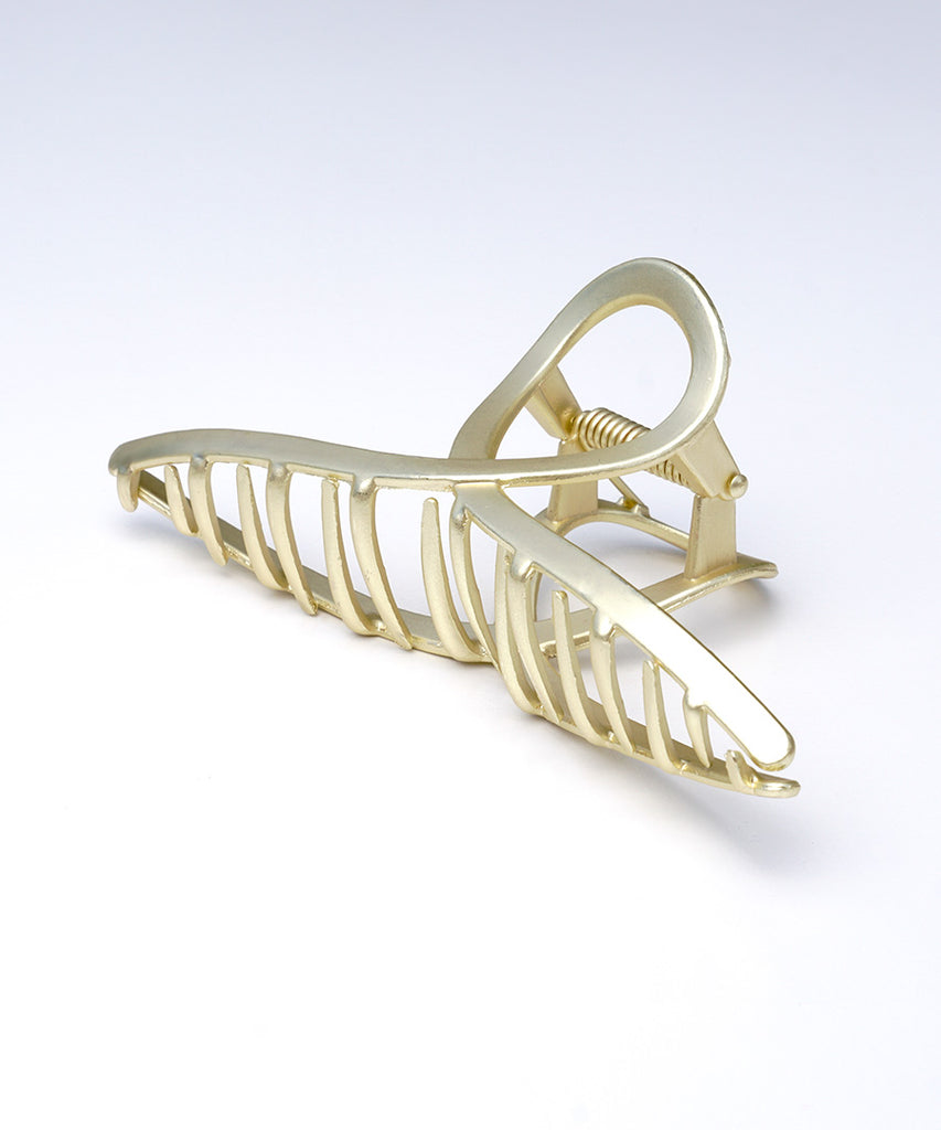Nova large Gold claw clip on white background