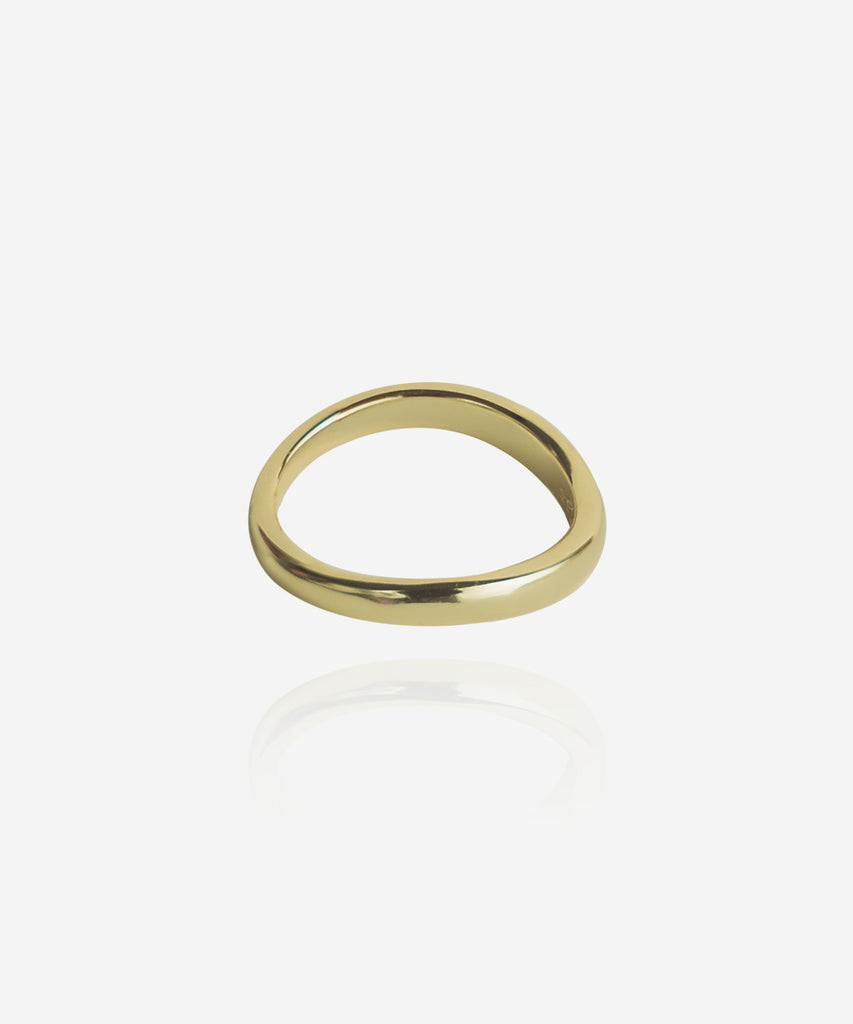 Tyhi gold plated ring on white background